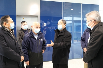 2022年1月13日，浙江省委常委、政法委書記王昌榮走訪海寧天通泛半導(dǎo)體產(chǎn)業(yè)園